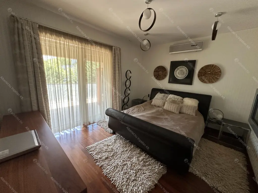 Kiadó albérlet 2300000 Ft/hó áron: Budapest, III. kerület  Szépvölgyi út. Mérete: 180 nm, 5 szobás | Alberlet.hu - 6702272