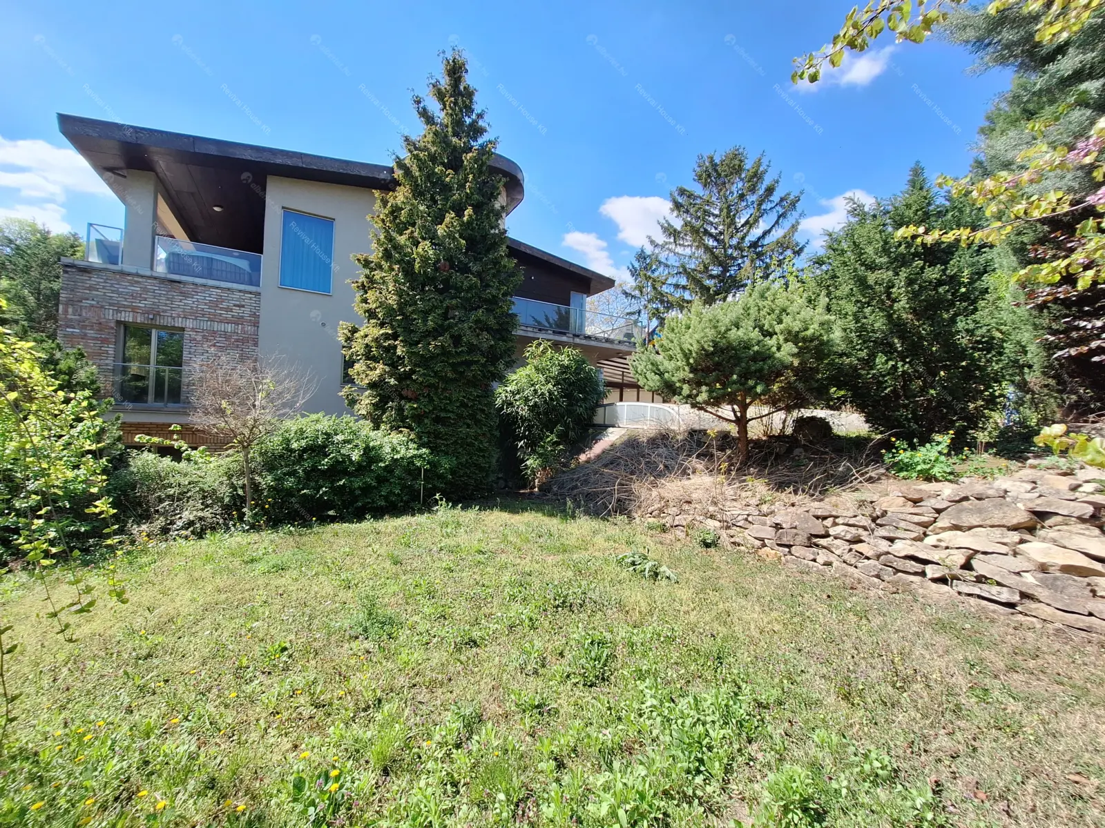 Kiadó albérlet 2300000 Ft/hó áron: Budapest, III. kerület  Szépvölgyi út. Mérete: 350 nm, 6 szobás | Alberlet.hu - 6704712