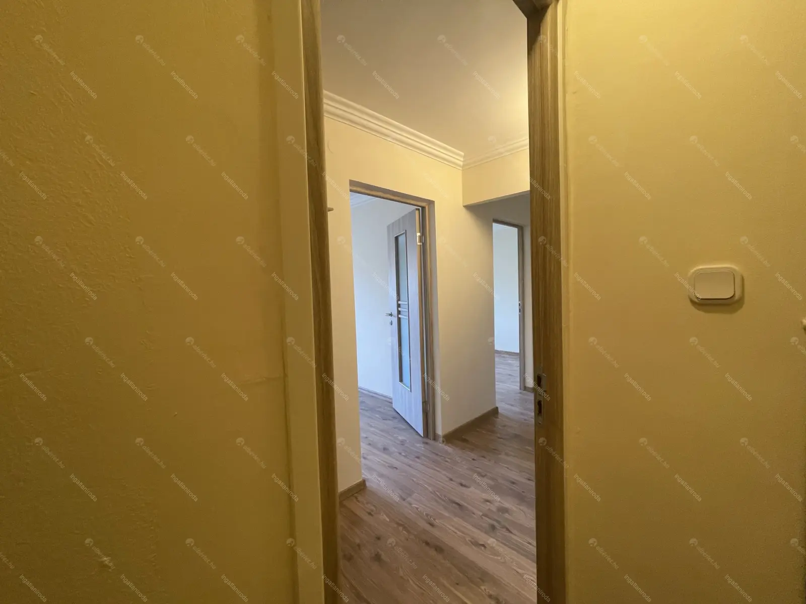 Kiadó albérlet 240000 Ft/hó áron: Budapest, III. kerület  Szőlő utca. Mérete: 54 nm, 2 szobás | Alberlet.hu - 6189289