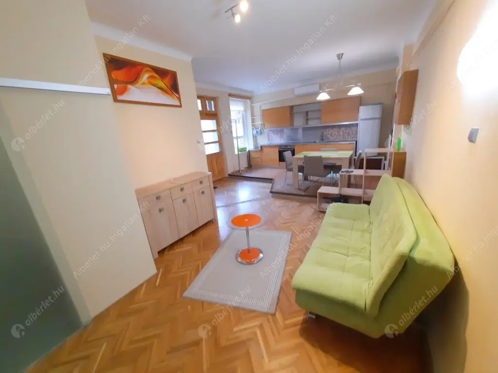 Kiadó albérlet 240000 Ft/hó áron: Budapest, III. kerület  Tímár utca. Mérete: 49 nm, 2 szobás | Alberlet.hu - 6575162