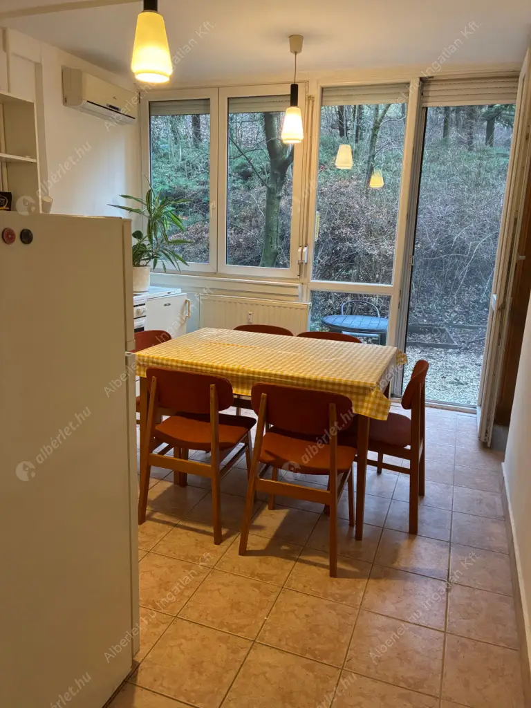 Kiadó albérlet 240000 Ft/hó áron: Budapest, III. kerület  Toboz utca. Mérete: 52 nm, 1 szobás | Alberlet.hu - 6629726