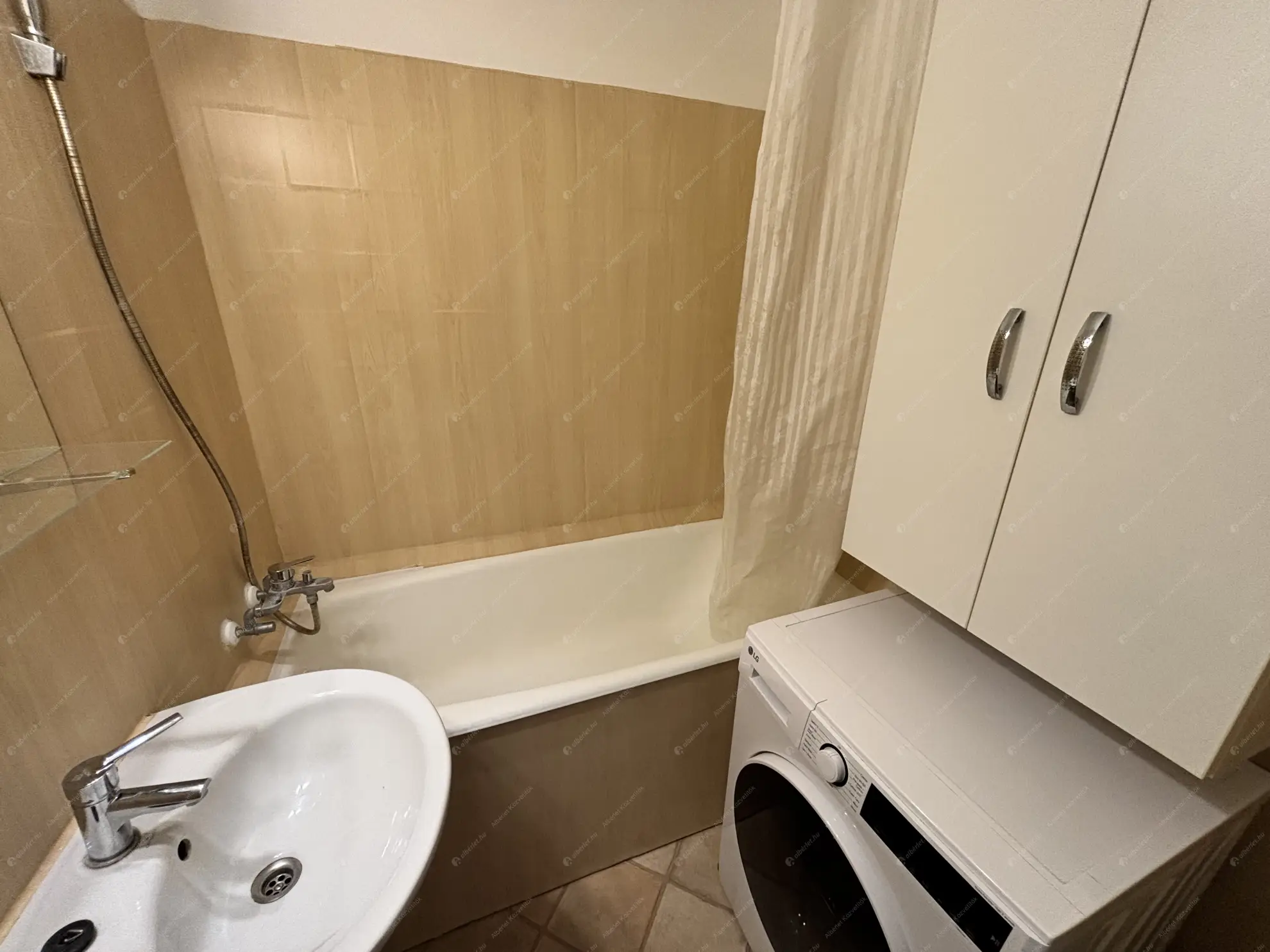 Kiadó albérlet 240000 Ft/hó áron: Budapest, III. kerület  Tóga utca. Mérete: 67 nm, 2 szobás | Alberlet.hu - 6612517