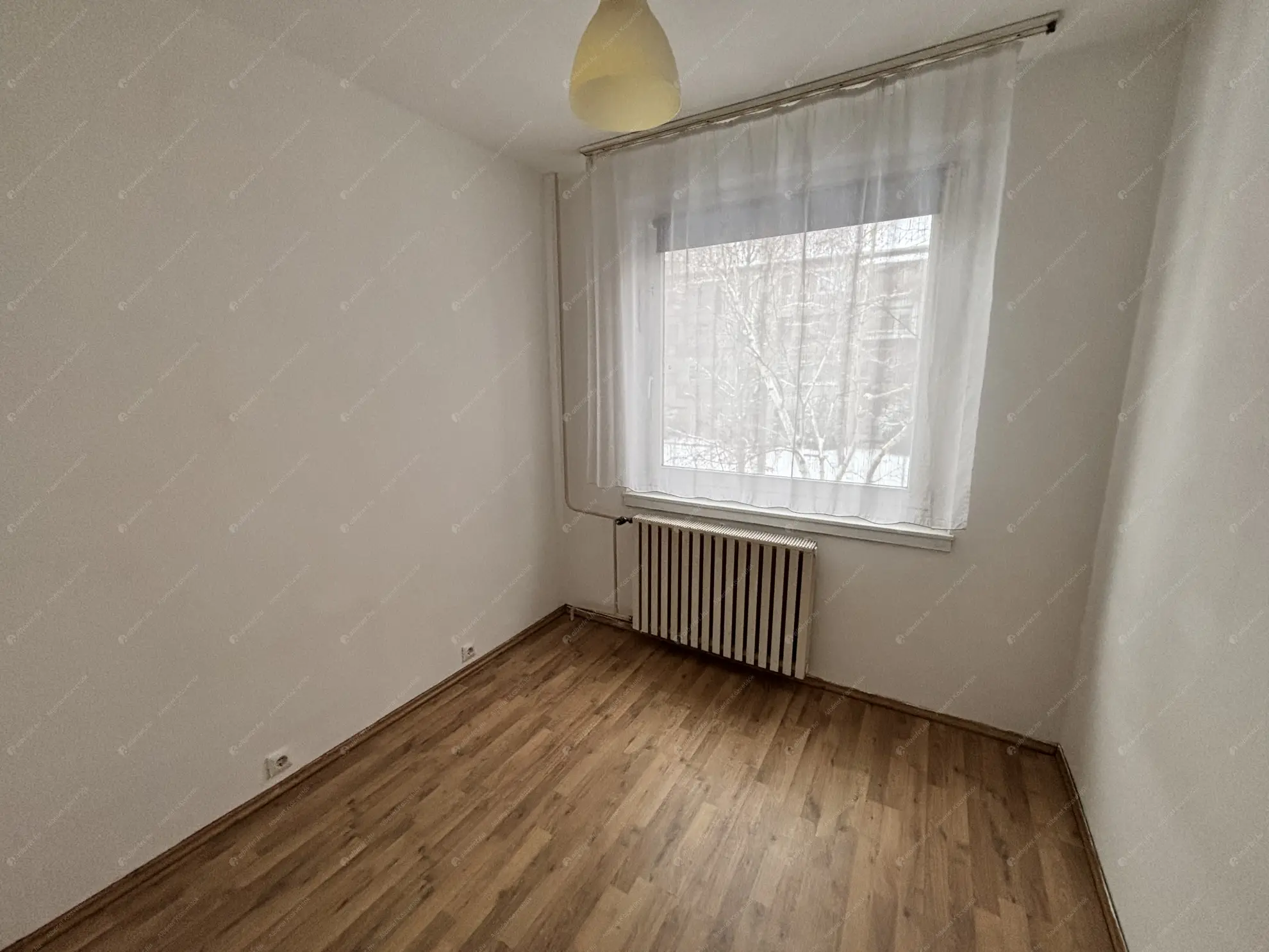 Kiadó albérlet 240000 Ft/hó áron: Budapest, III. kerület  Tóga utca. Mérete: 67 nm, 2 szobás | Alberlet.hu - 6612519