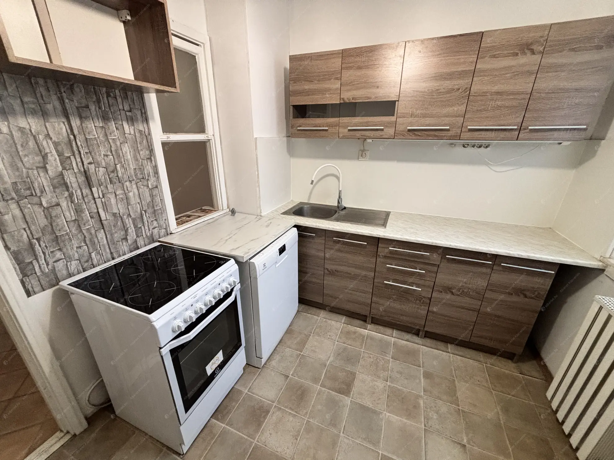 Kiadó albérlet 240000 Ft/hó áron: Budapest, III. kerület  Tóga utca. Mérete: 67 nm, 2 szobás | Alberlet.hu - 6612521