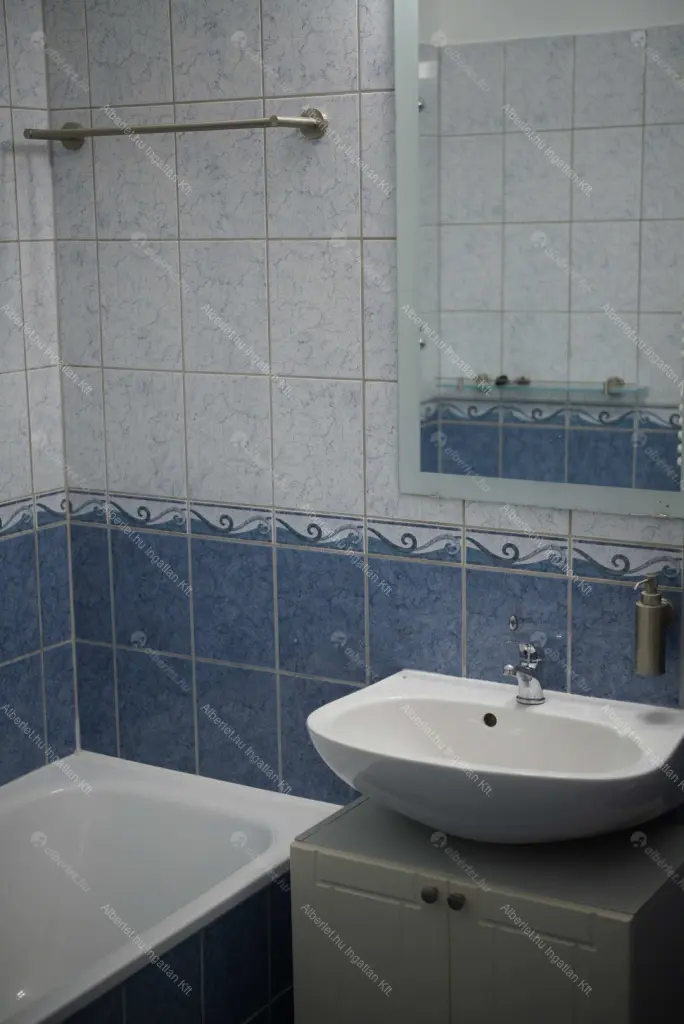 Kiadó albérlet 290000 Ft/hó áron: Budapest, III. kerület  Tündérliget utca. Mérete: 52 nm, 1 szobás | Alberlet.hu - 6648594