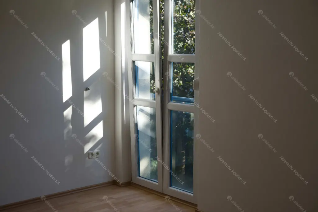 Kiadó albérlet 275000 Ft/hó áron: Budapest, III. kerület  Tündérliget utca. Mérete: 52 nm, 1 szobás | Alberlet.hu - 6706980