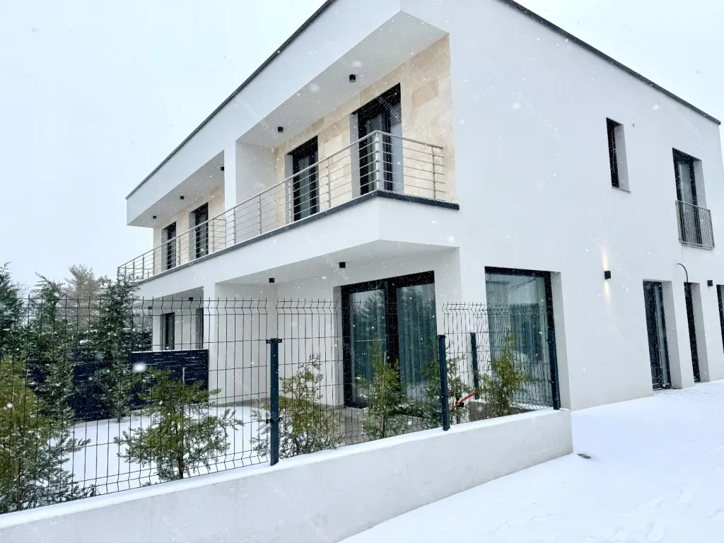 Kiadó albérlet 699000 Ft/hó áron: Budapest, III. kerület  Ürömfű utca. Mérete: 103 nm, 4 szobás | Alberlet.hu - 6640997