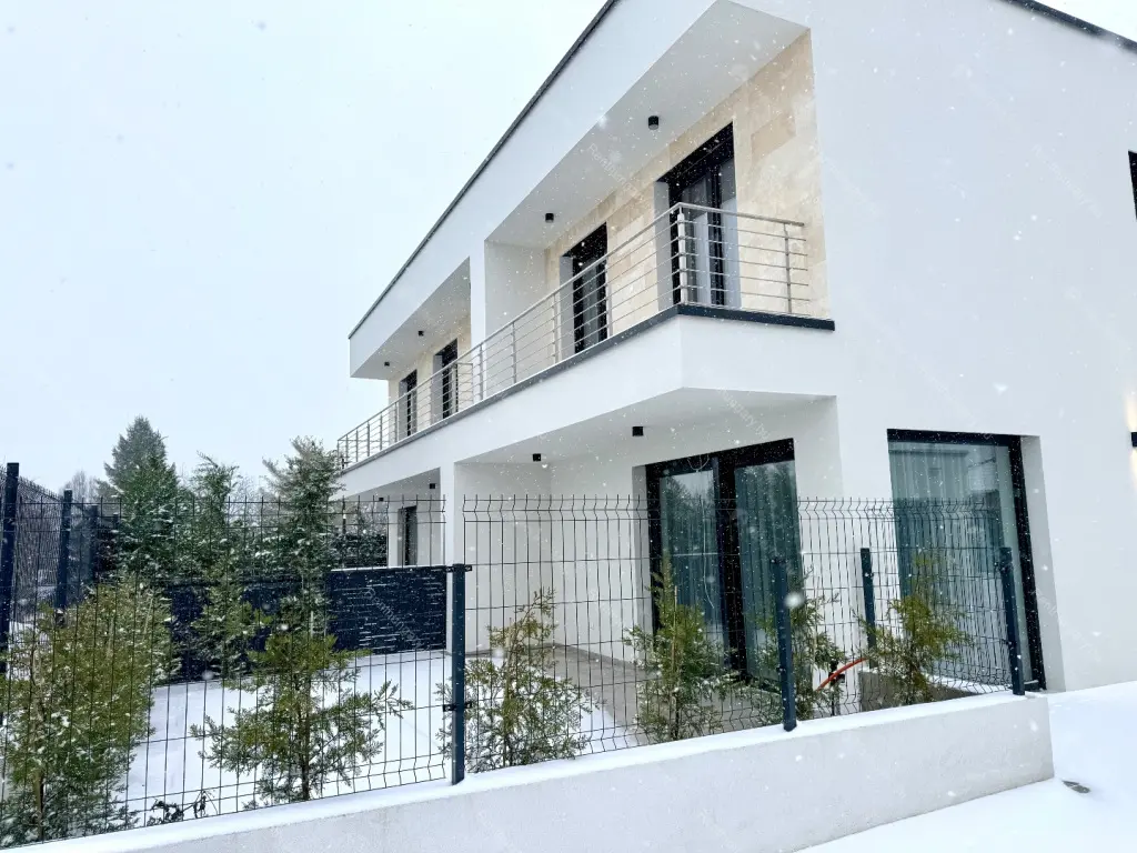 Kiadó albérlet 699000 Ft/hó áron: Budapest, III. kerület  Ürömfű utca. Mérete: 103 nm, 4 szobás | Alberlet.hu - 6641022