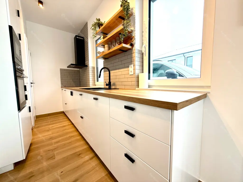 Kiadó albérlet 699000 Ft/hó áron: Budapest, III. kerület  Ürömfű utca. Mérete: 103 nm, 4 szobás | Alberlet.hu - 6641034