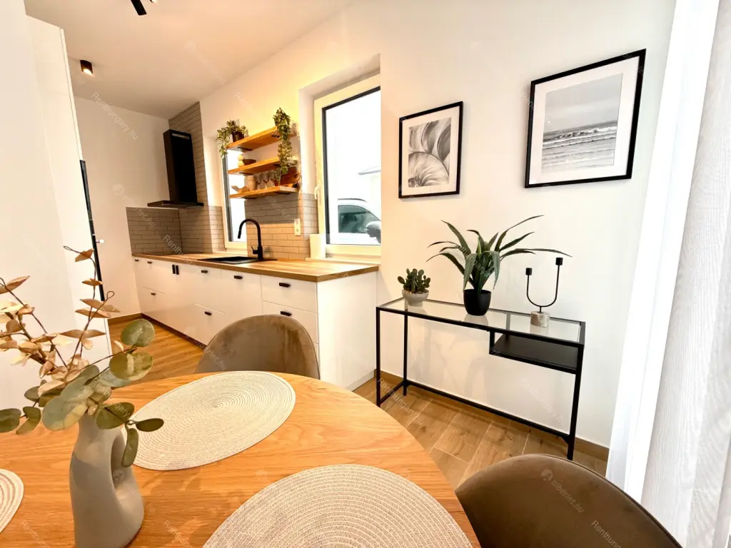 Kiadó albérlet 649000 Ft/hó áron: Budapest, III. kerület  Ürömfű utca. Mérete: 103 nm, 4 szobás | Alberlet.hu - 6645539