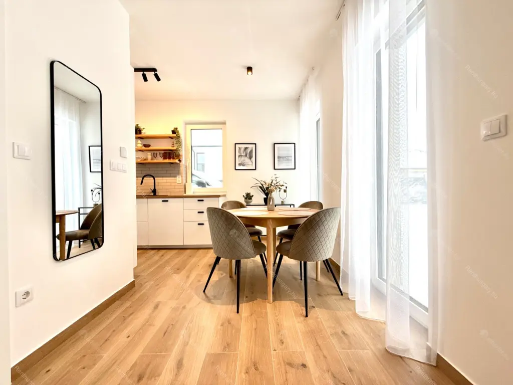 Kiadó albérlet 649000 Ft/hó áron: Budapest, III. kerület  Ürömfű utca. Mérete: 103 nm, 4 szobás | Alberlet.hu - 6645540