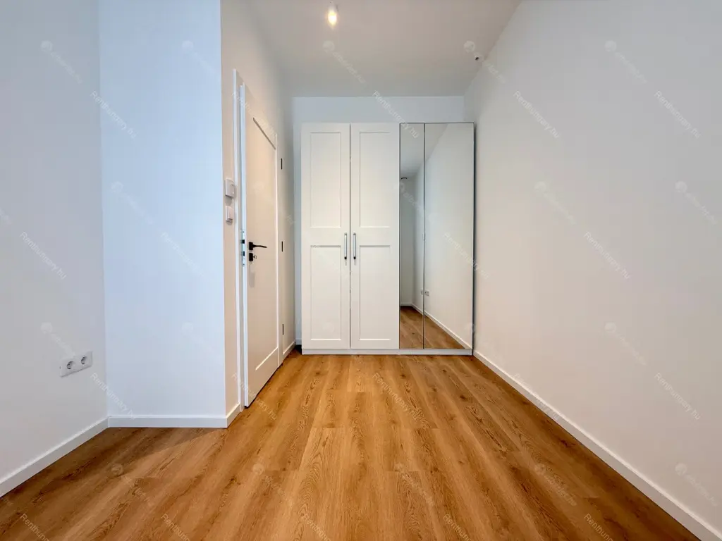 Kiadó albérlet 649000 Ft/hó áron: Budapest, III. kerület  Ürömfű utca. Mérete: 103 nm, 4 szobás | Alberlet.hu - 6645554