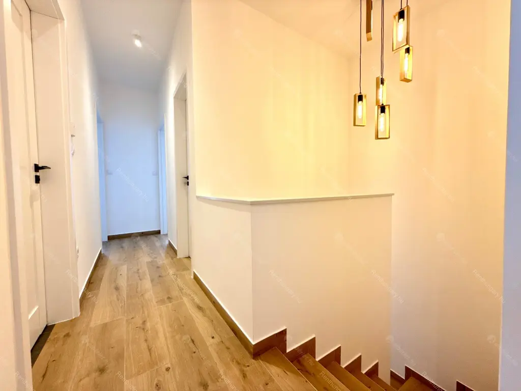 Kiadó albérlet 649000 Ft/hó áron: Budapest, III. kerület  Ürömfű utca. Mérete: 103 nm, 4 szobás | Alberlet.hu - 6645555