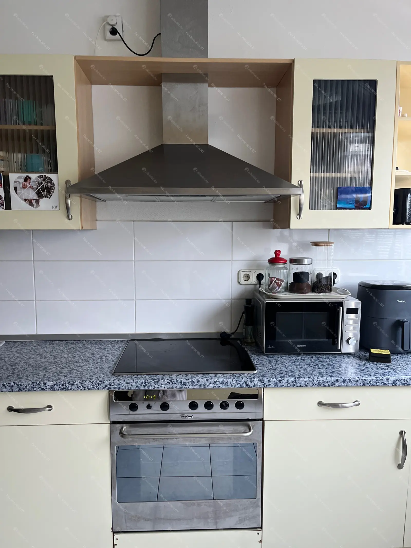 Kiadó albérlet 395000 Ft/hó áron: Budapest, III. kerület  Ürömi út. Mérete: 96 nm, 3 szobás | Alberlet.hu - 6675419