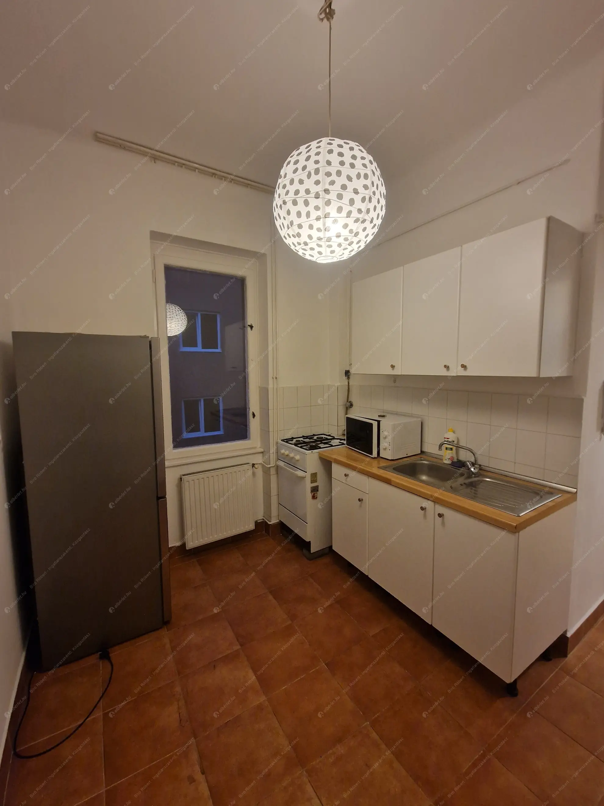 Kiadó albérlet 190000 Ft/hó áron: Budapest, III. kerület  Uszály utca. Mérete: 44 nm, 1 szobás | Alberlet.hu - 6589264