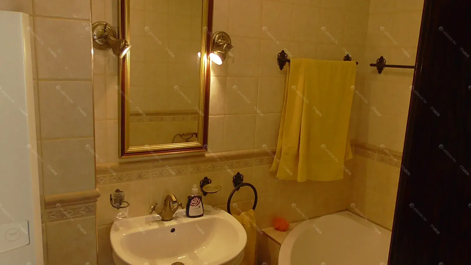 Kiadó albérlet 283000 Ft/hó áron: Budapest, III. kerület  utca . Mérete: 52 nm, 2 szobás | Alberlet.hu - 6656027