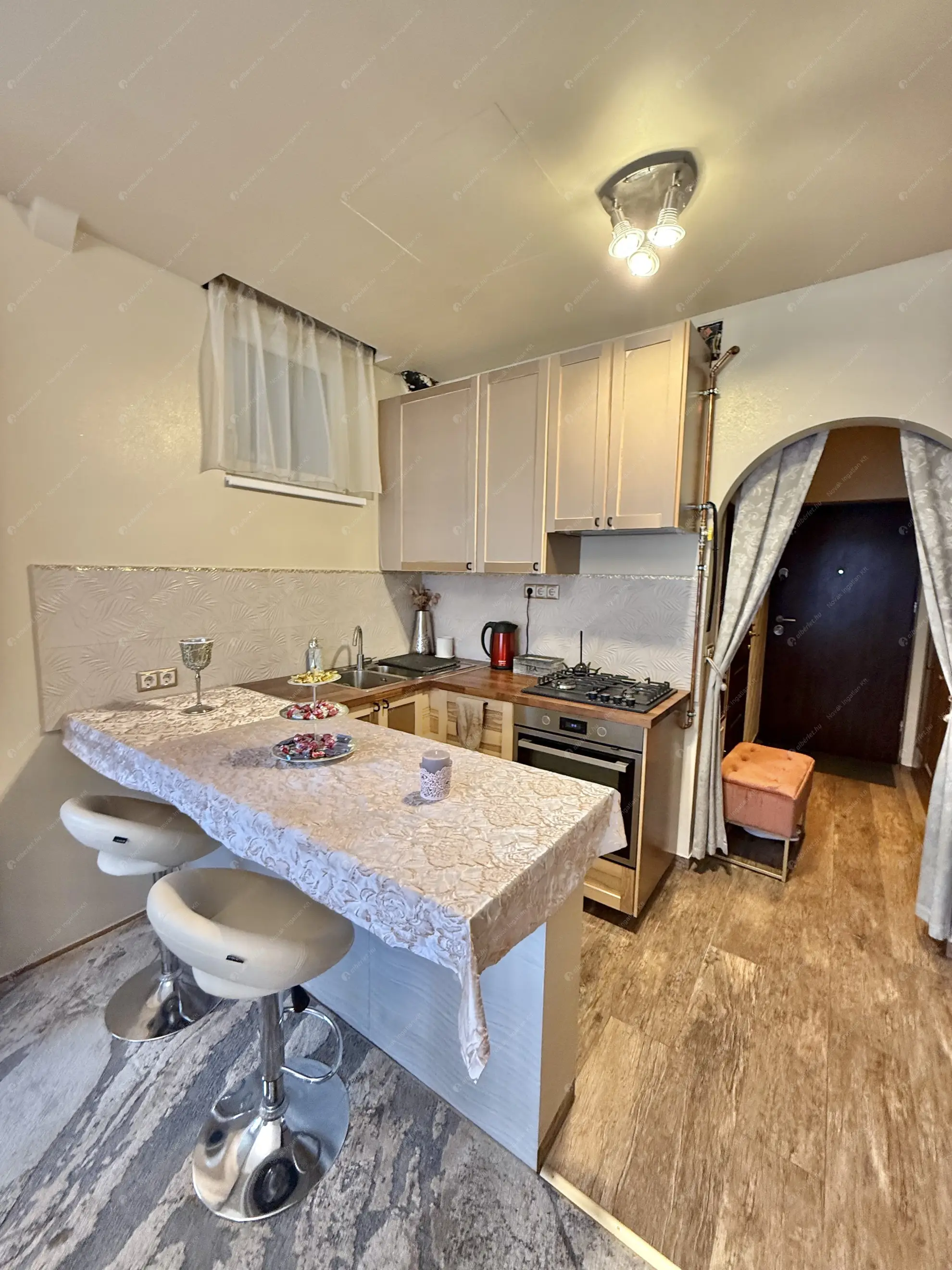 Kiadó albérlet 270000 Ft/hó áron: Budapest, III. kerület  Vályog utca. Mérete: 41 nm, 2 szobás | Alberlet.hu - 6620424