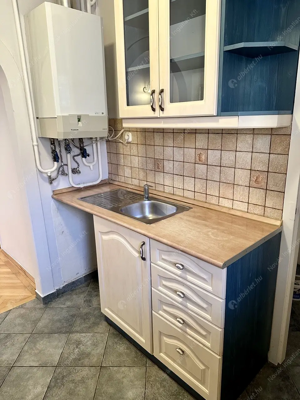 Kiadó albérlet 240000 Ft/hó áron: Budapest, III. kerület  Verőfény utca. Mérete: 52 nm, 1 szobás | Alberlet.hu - 6579490