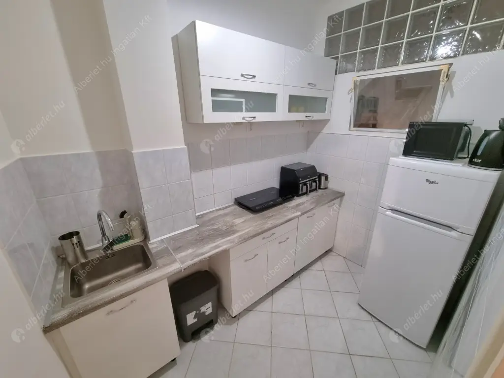 Kiadó albérlet 219000 Ft/hó áron: Budapest, III. kerület  Zápor utca. Mérete: 53 nm, 2 szobás | Alberlet.hu - 6562203