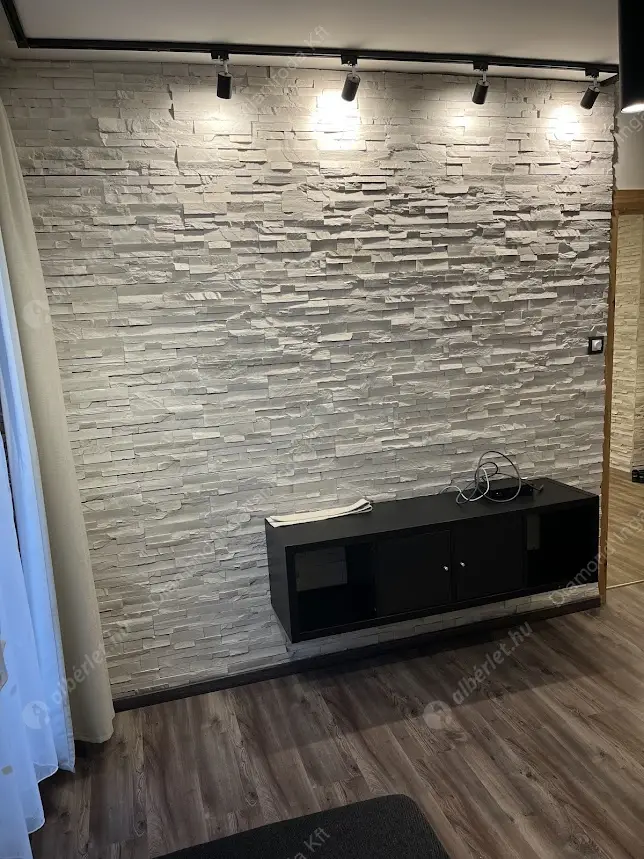 Kiadó albérlet 250000 Ft/hó áron: Budapest, III. kerület  Zemplén Győző utca. Mérete: 51 nm, 2 szobás | Alberlet.hu - 6634956