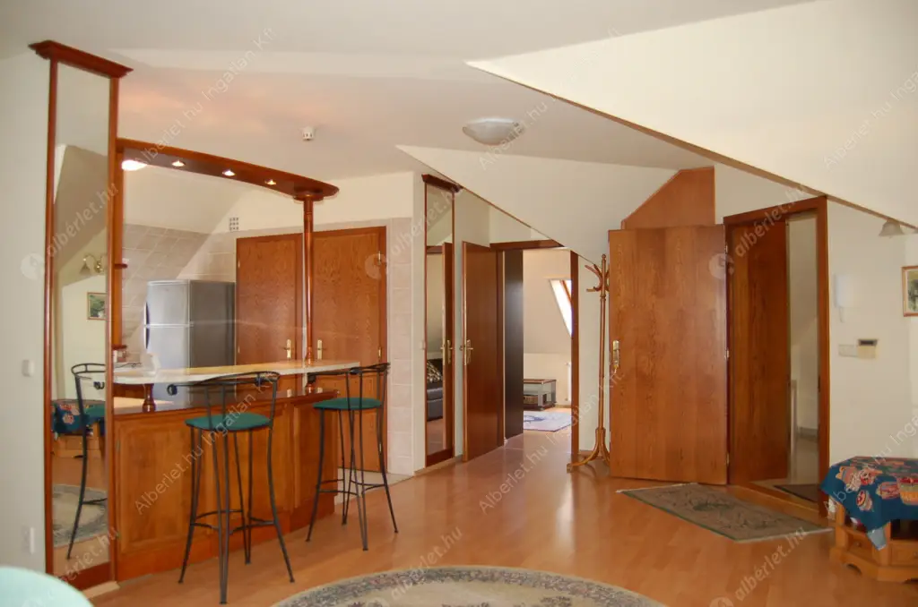 Kiadó albérlet 554000 Ft/hó áron: Budapest, III. kerület  Zúzmara köz. Mérete: 140 nm, 1 szobás | Alberlet.hu - 6520231