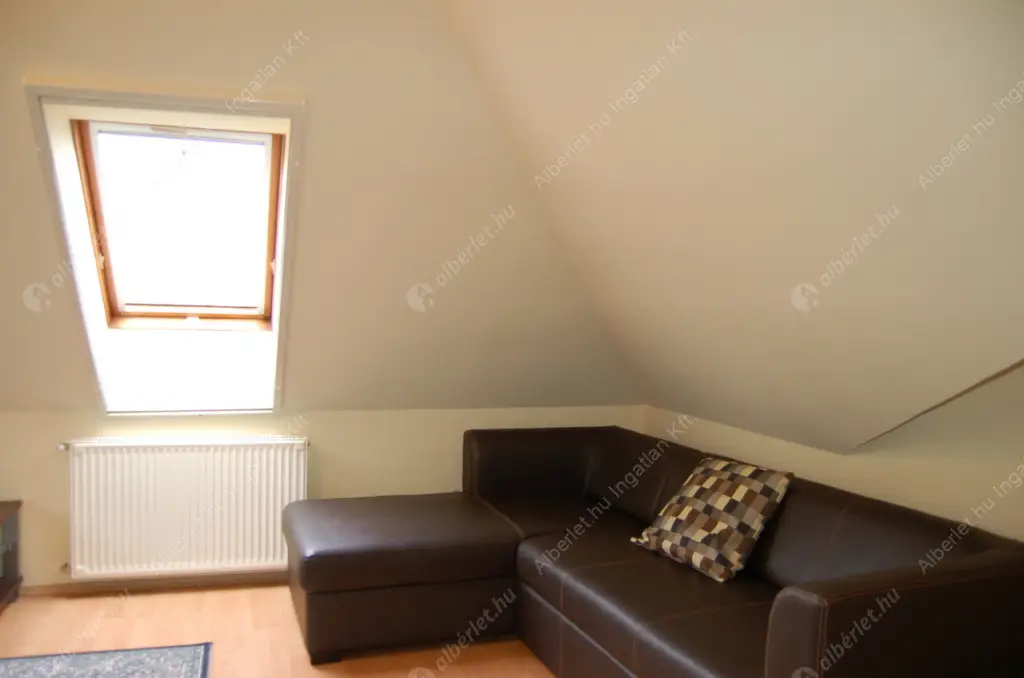 Kiadó albérlet 554000 Ft/hó áron: Budapest, III. kerület  Zúzmara köz. Mérete: 140 nm, 1 szobás | Alberlet.hu - 6520232