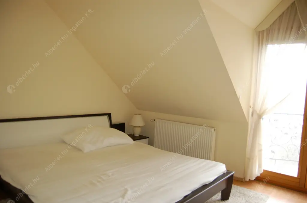 Kiadó albérlet 554000 Ft/hó áron: Budapest, III. kerület  Zúzmara köz. Mérete: 140 nm, 1 szobás | Alberlet.hu - 6520236