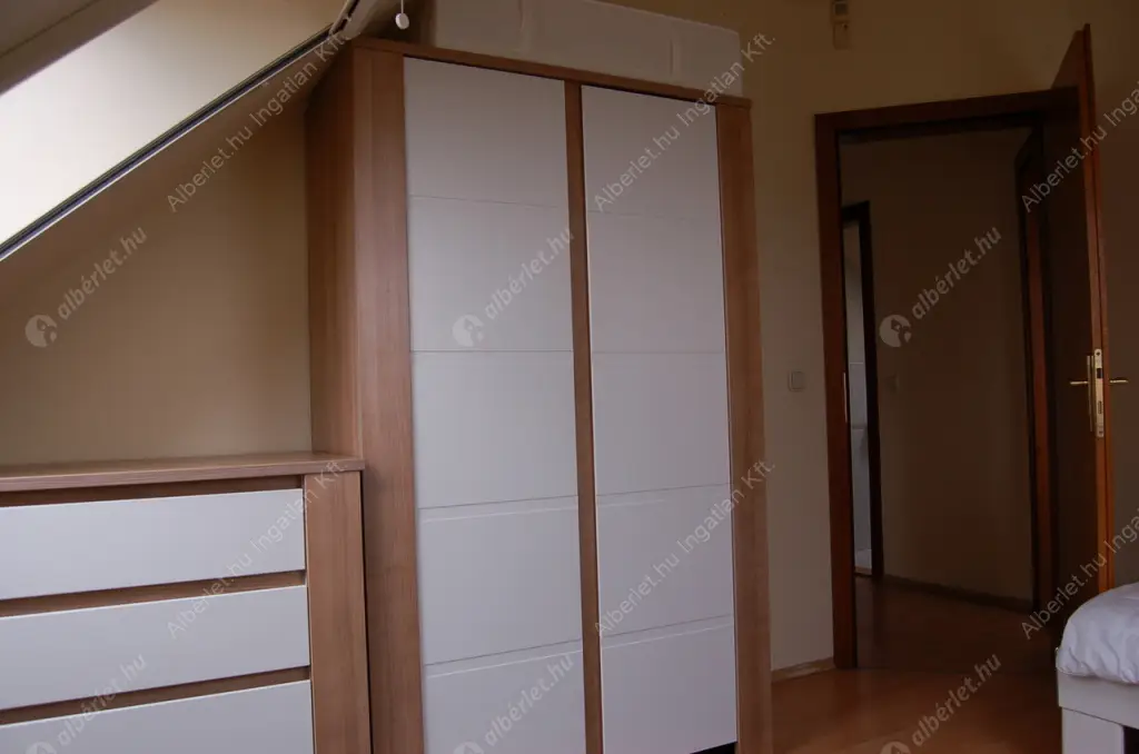 Kiadó albérlet 554000 Ft/hó áron: Budapest, III. kerület  Zúzmara köz. Mérete: 140 nm, 1 szobás | Alberlet.hu - 6520240