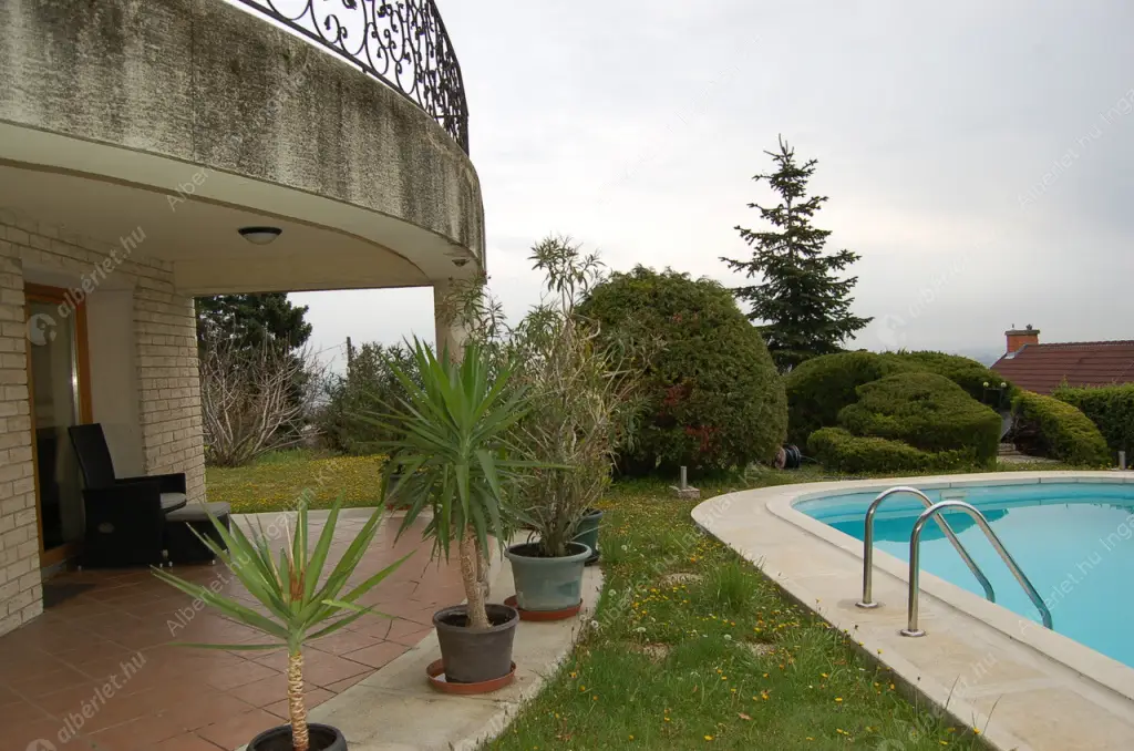 Kiadó albérlet 554000 Ft/hó áron: Budapest, III. kerület  Zúzmara köz. Mérete: 140 nm, 1 szobás | Alberlet.hu - 6520246