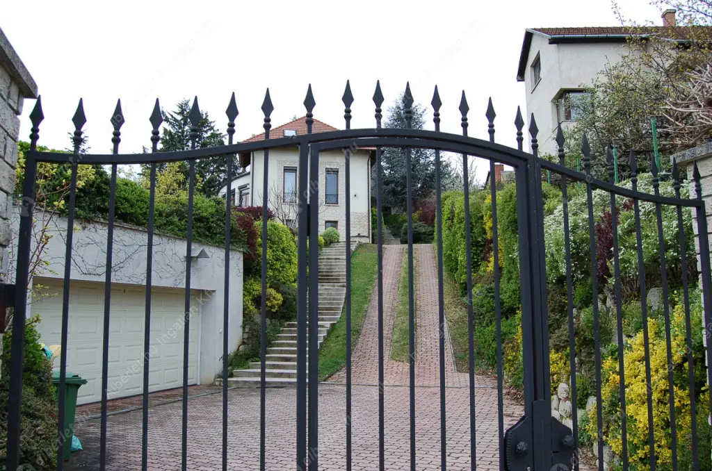 Kiadó albérlet 554000 Ft/hó áron: Budapest, III. kerület  Zúzmara köz. Mérete: 140 nm, 1 szobás | Alberlet.hu - 6520248