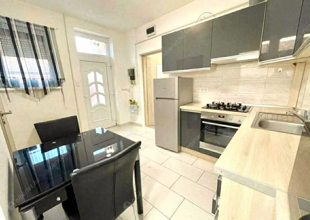 Kiadó albérlet 200000 Ft/hó áron: Budapest, IV. kerület  Ankara utca. Mérete: 49 nm, 1 szobás | Alberlet.hu - 6630605