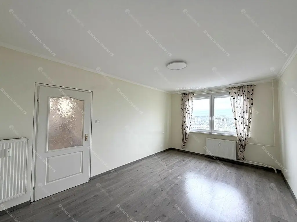 Kiadó albérlet 290000 Ft/hó áron: Budapest, IV. kerület  Aradi utca. Mérete: 72 nm, 2 szobás | Alberlet.hu - 6697338