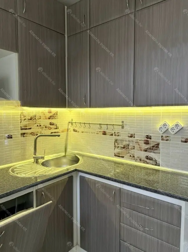 Kiadó albérlet 290000 Ft/hó áron: Budapest, IV. kerület  Aradi utca. Mérete: 72 nm, 2 szobás | Alberlet.hu - 6697340