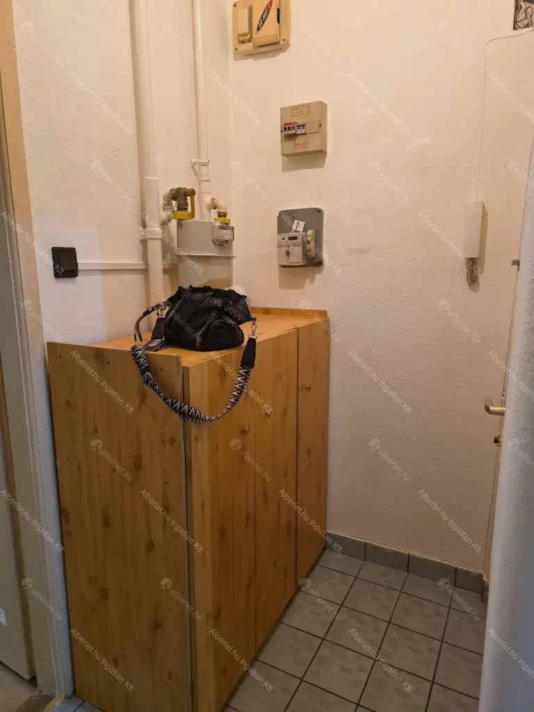 Kiadó albérlet 200000 Ft/hó áron: Budapest, IV. kerület  Árpád út. Mérete: 36 nm, 1 szobás | Alberlet.hu - 6666719