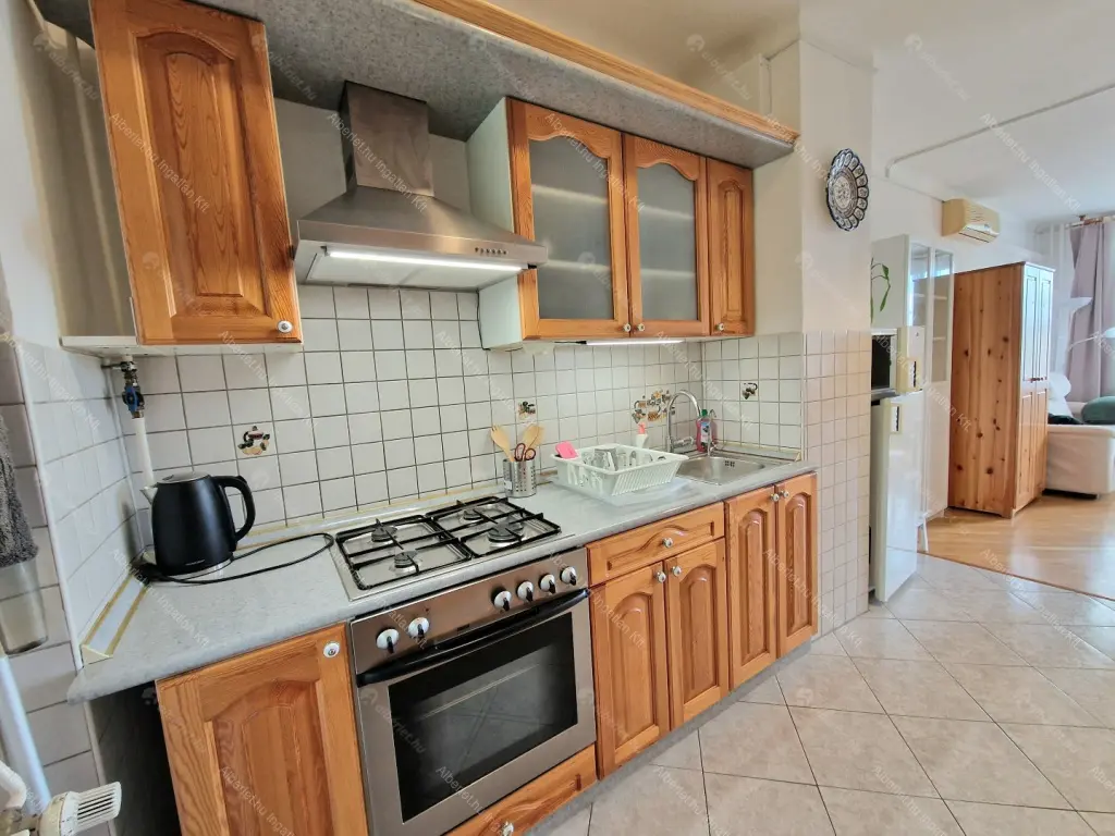 Kiadó albérlet 260000 Ft/hó áron: Budapest, IV. kerület  Árpád út. Mérete: 51 nm, 2 szobás | Alberlet.hu - 6645366