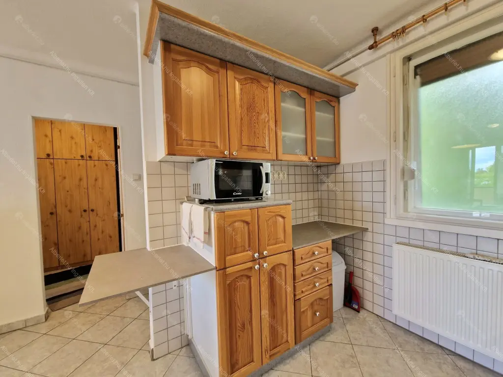 Kiadó albérlet 260000 Ft/hó áron: Budapest, IV. kerület  Árpád út. Mérete: 51 nm, 2 szobás | Alberlet.hu - 6645368