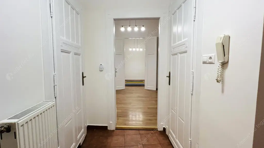 Kiadó albérlet 300000 Ft/hó áron: Budapest, IV. kerület  Árpád út. Mérete: 57 nm, 2 szobás | Alberlet.hu - 6604758