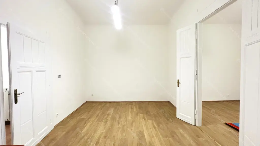 Kiadó albérlet 240000 Ft/hó áron: Budapest, IV. kerület  Árpád út. Mérete: 57 nm, 2 szobás | Alberlet.hu - 6657725