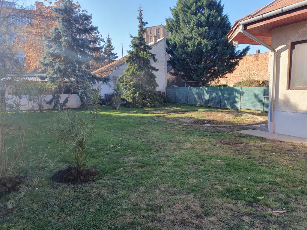 Kiadó albérlet 160000 Ft/hó áron: Budapest, IV. kerület  Aschner Lipót tér. Mérete: 35 nm, 1 szobás | Alberlet.hu - 6583807