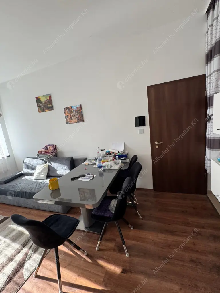 Kiadó albérlet 240000000 Ft/hó áron: Budapest, IV. kerület  Attila utca. Mérete: 50 nm, 1 szobás | Alberlet.hu - 6582713