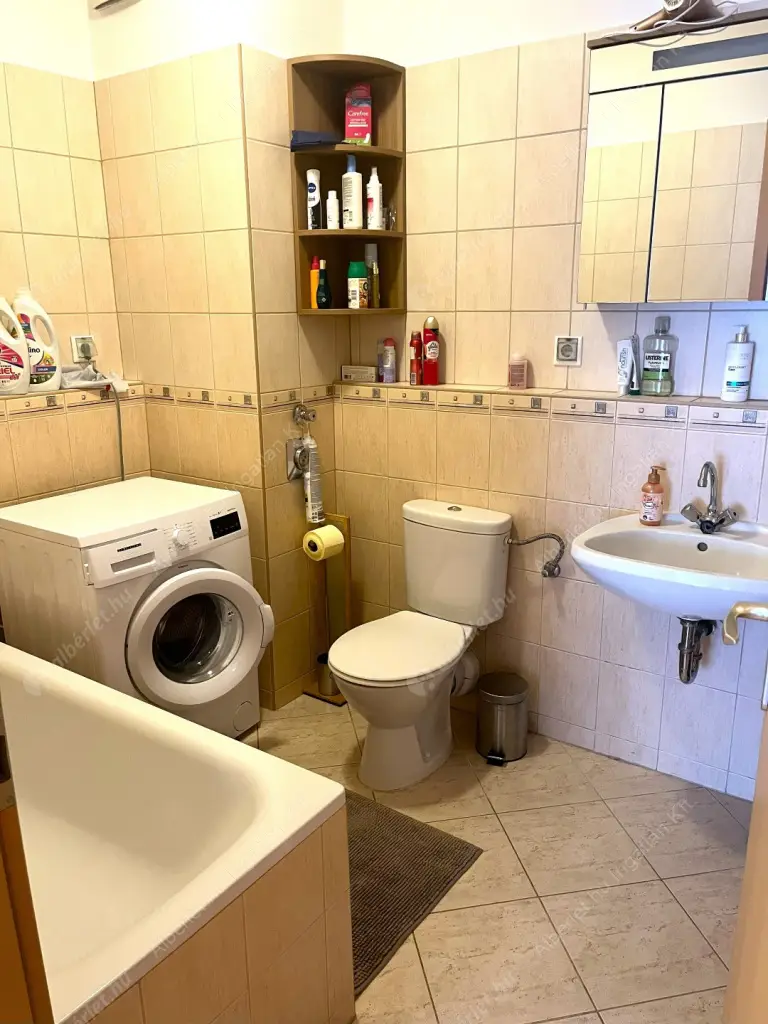 Kiadó albérlet 230000 Ft/hó áron: Budapest, IV. kerület  Csíksomlyó utca. Mérete: 48 nm, 1 szobás | Alberlet.hu - 6583052