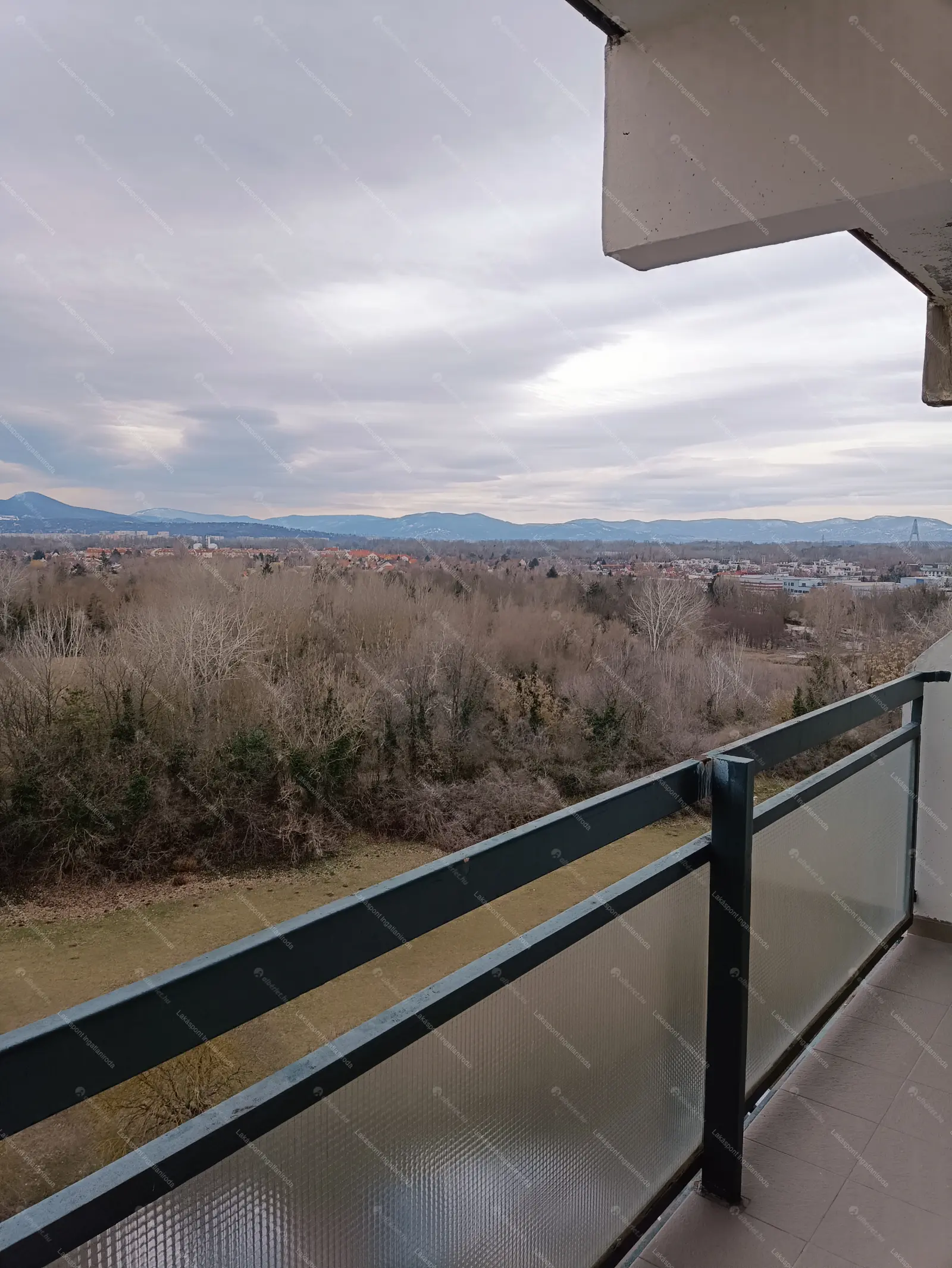 Kiadó albérlet 303000 Ft/hó áron: Budapest, IV. kerület  Erdősor út. Mérete: 65 nm, 3 szobás | Alberlet.hu - 6657153