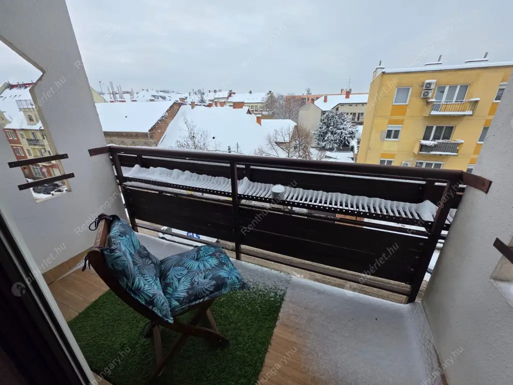 Kiadó albérlet 270000 Ft/hó áron: Budapest, IV. kerület  József Attila utca. Mérete: 64 nm, 1 szobás | Alberlet.hu - 6617297