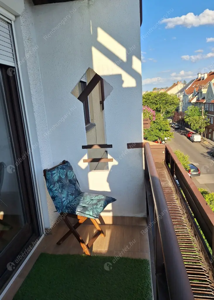 Kiadó albérlet 270000 Ft/hó áron: Budapest, IV. kerület  József Attila utca. Mérete: 64 nm, 1 szobás | Alberlet.hu - 6617299