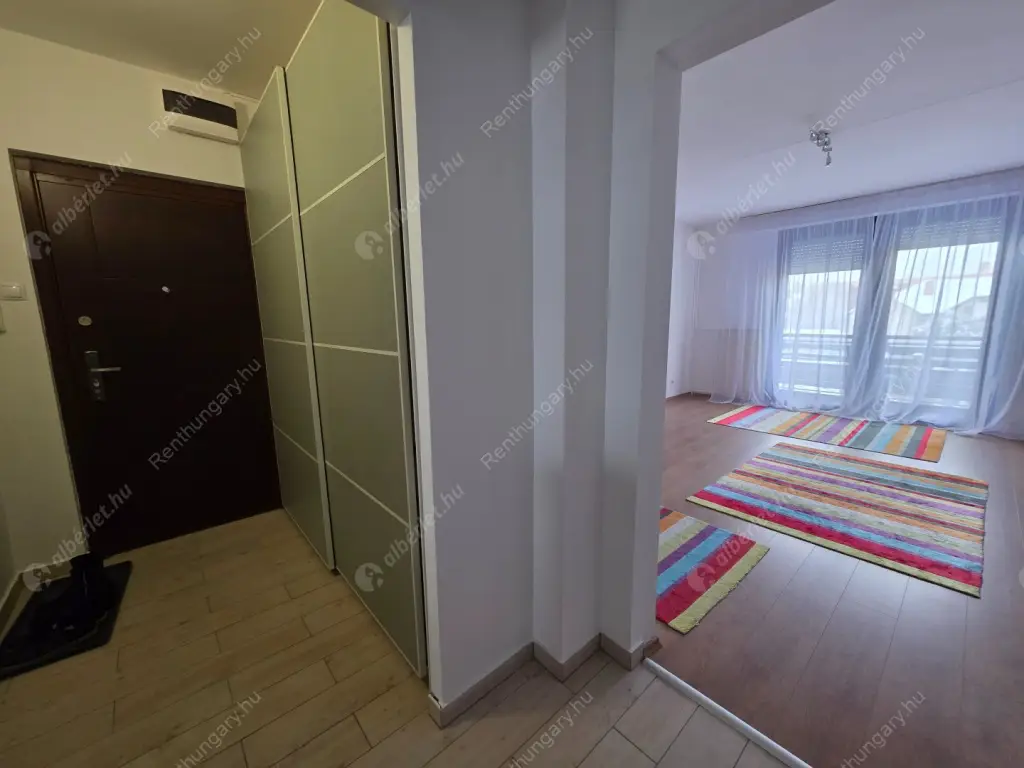 Kiadó albérlet 270000 Ft/hó áron: Budapest, IV. kerület  József Attila utca. Mérete: 64 nm, 1 szobás | Alberlet.hu - 6617300