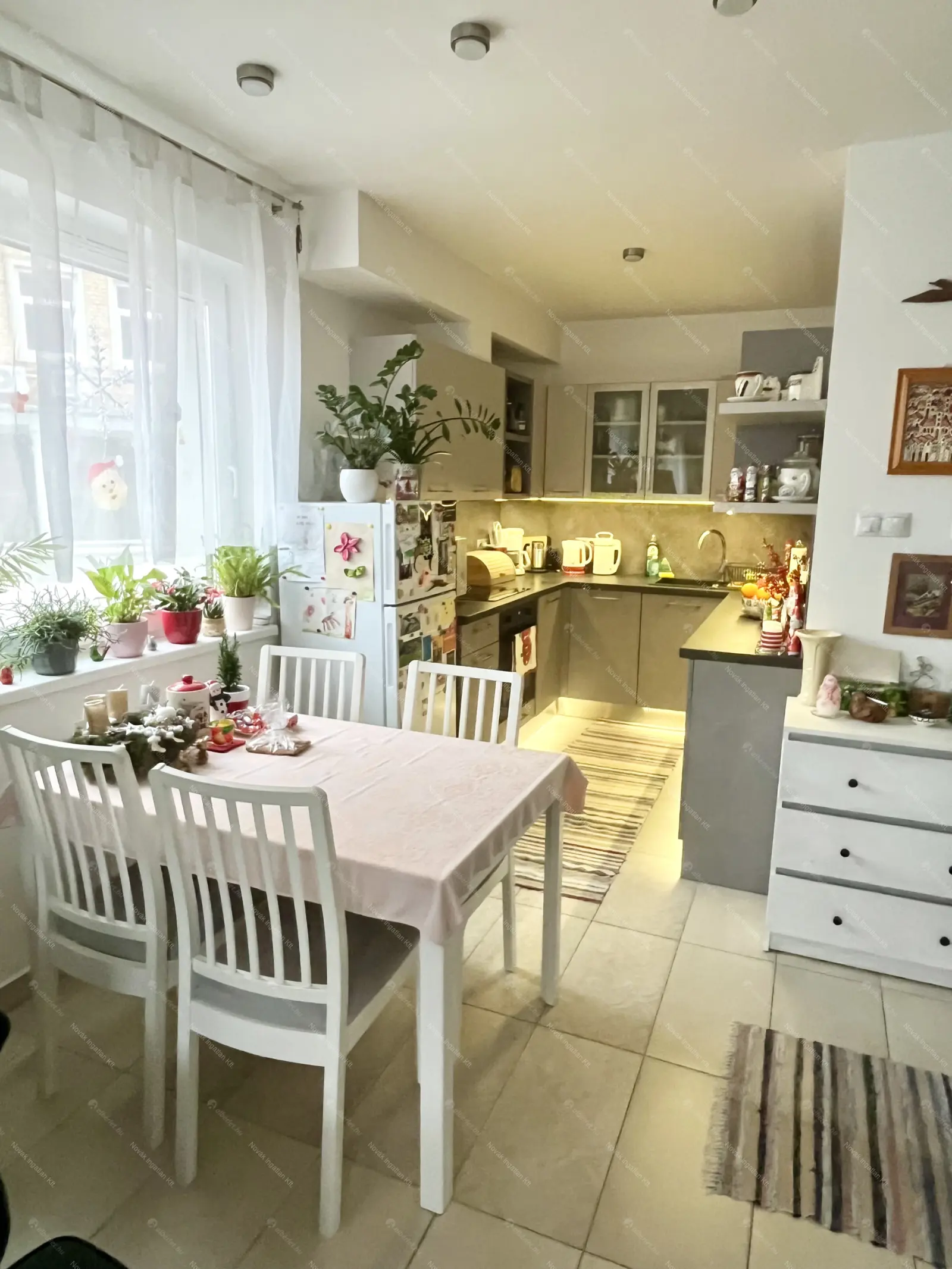 Kiadó albérlet 320000 Ft/hó áron: Budapest, IV. kerület  Károlyi István utca. Mérete: 65 nm, 3 szobás | Alberlet.hu - 6683789