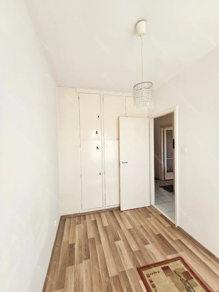 Kiadó albérlet 195000 Ft/hó áron: Budapest, IV. kerület  Kassai utca. Mérete: 35 nm, 1 szobás | Alberlet.hu - 6703267