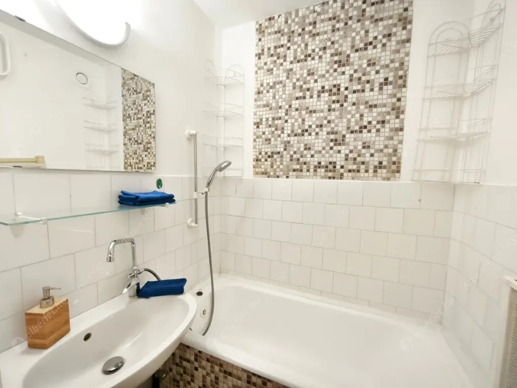 Kiadó albérlet 180000 Ft/hó áron: Budapest, IV. kerület  Kassai utca. Mérete: 35 nm, 1 szobás | Alberlet.hu - 6584282