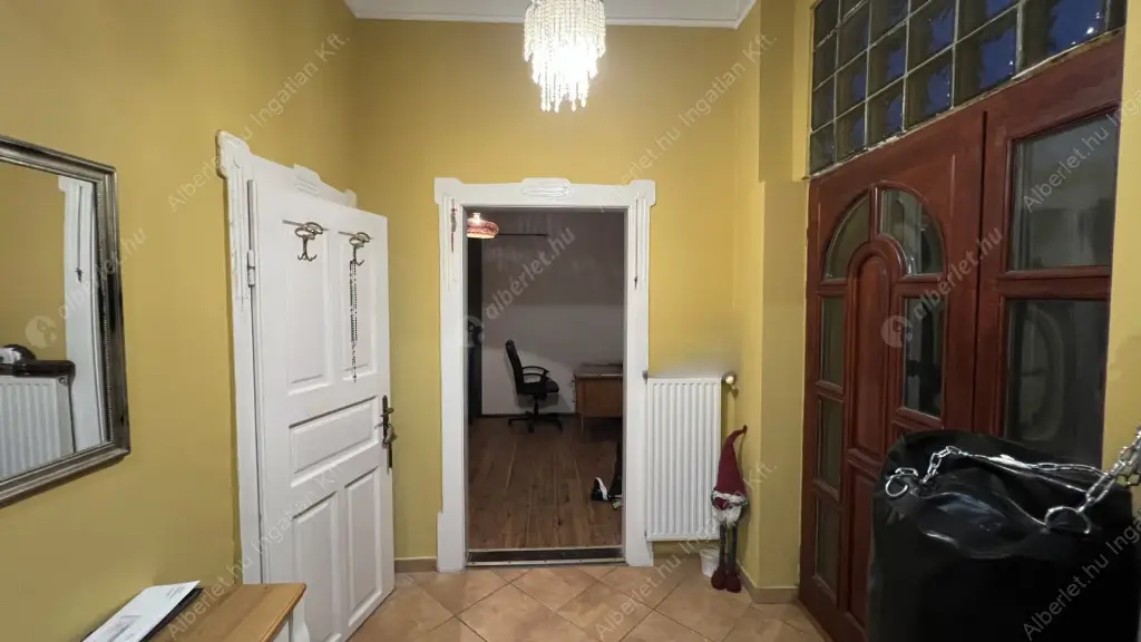 Kiadó albérlet 350000 Ft/hó áron: Budapest, IV. kerület  Lánglet Waldemár utca. Mérete: 98 nm, 3 szobás | Alberlet.hu - 6587263