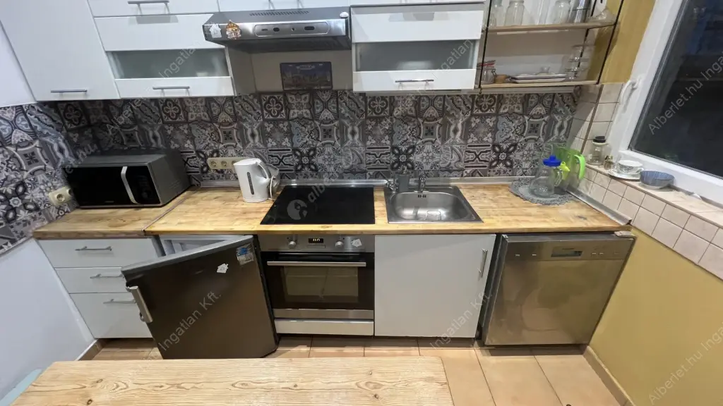 Kiadó albérlet 350000 Ft/hó áron: Budapest, IV. kerület  Lánglet Waldemár utca. Mérete: 98 nm, 3 szobás | Alberlet.hu - 6587264